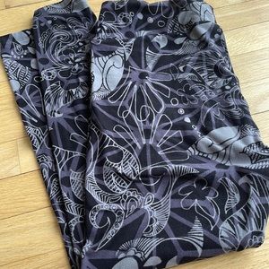 Tall and Curvy TC LuLaRoe leggings
